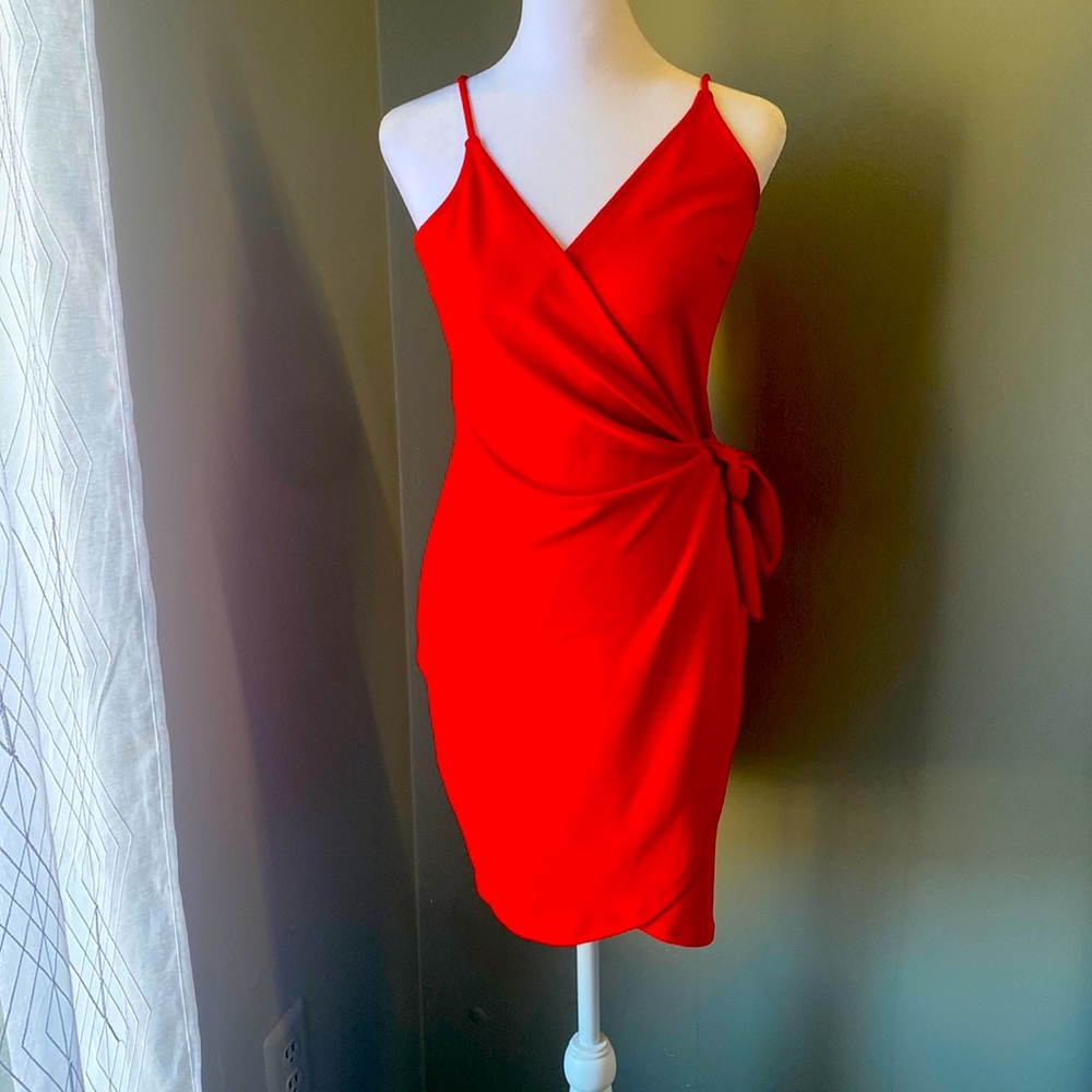 Bright Red V-Neck Dress | H&M Brand New 👗